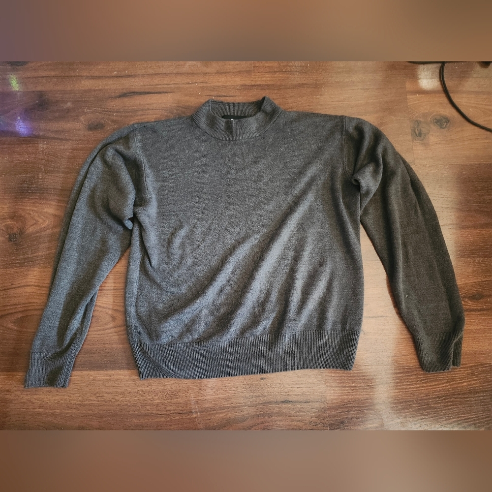 SAG Harbor Petite Grey Sweater 100% Acrylic Size Petite Medium